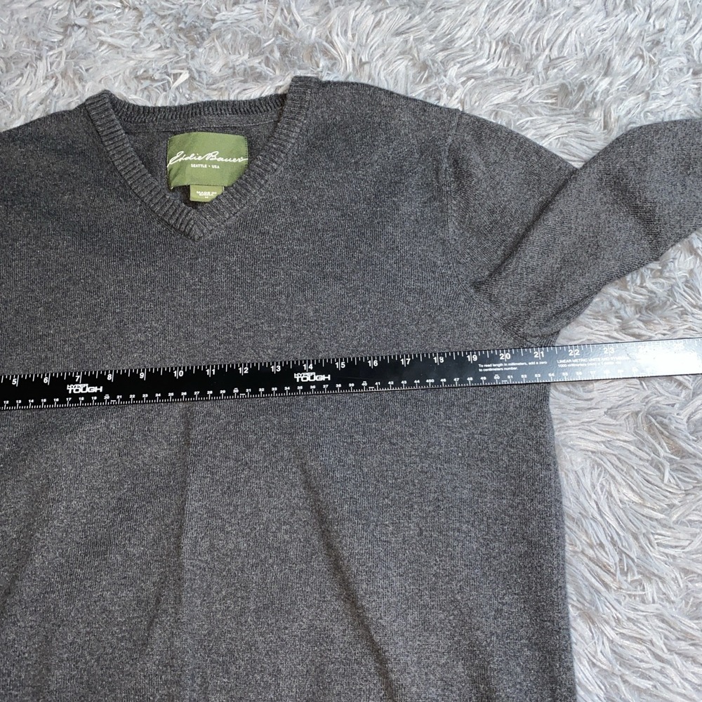 Eddie Bauer Men's Sz M Gray Cashmere Blend Cotton Long Sleeve V Neck Preppy - Picture 3 of 7